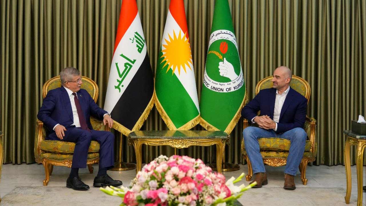 الرئيس بافل وداود أوغلو يؤكدان دعمهما لعملية السلام في تركيا